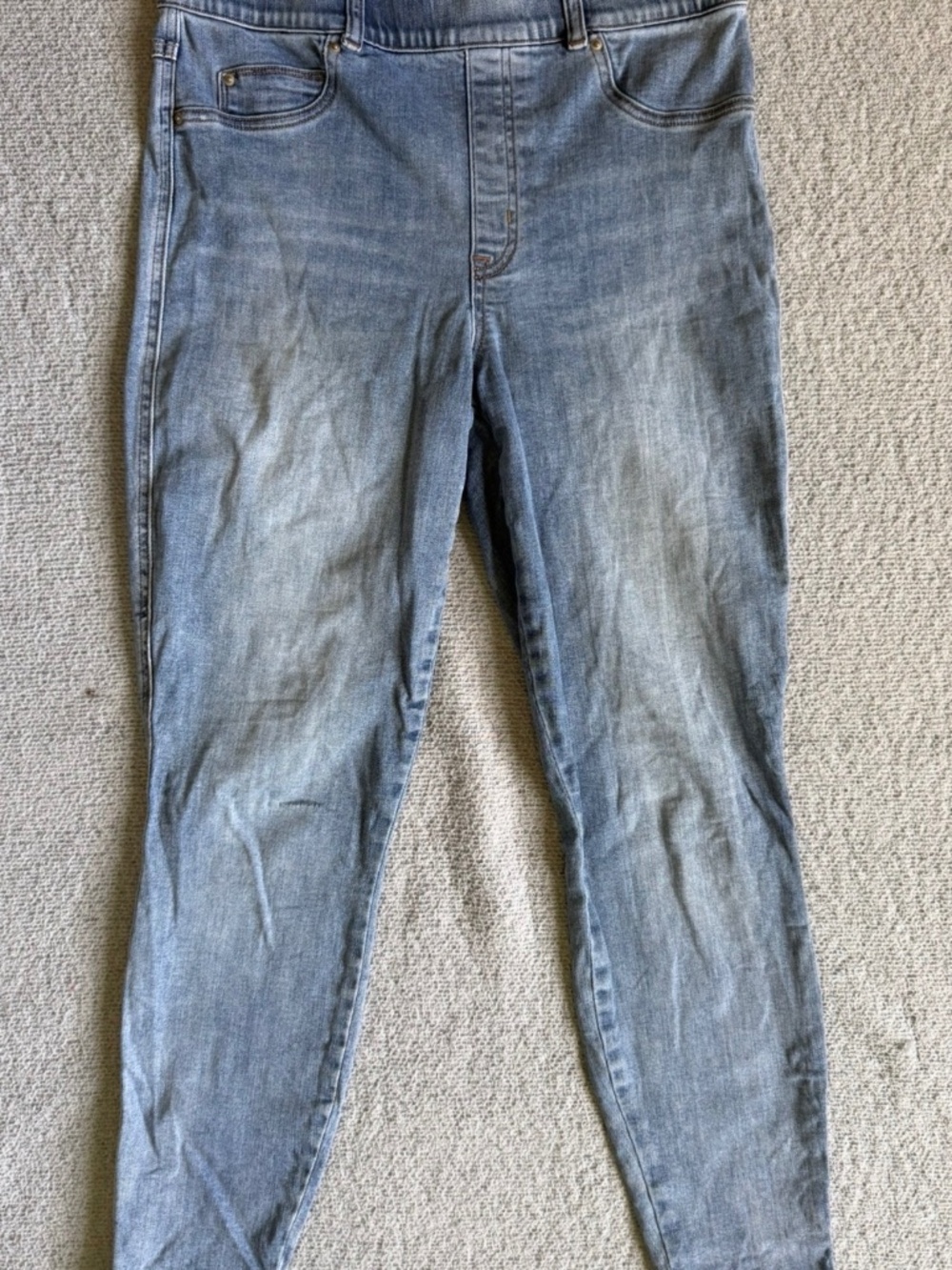SPANX Women's Pull-On Skinny Jeans Light Wash Elastic Waist Faux Pockets Size L